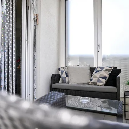 شقة Luxury Experience Center Near With Balcony And Free Garage