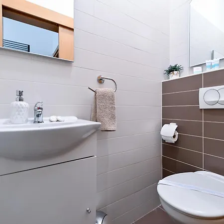 شقة Luxury Experience Center Near With Balcony And Free Garage